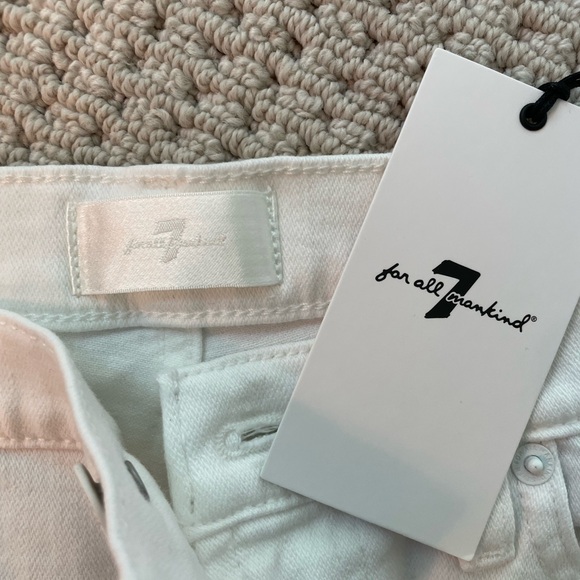 7 for all Mankind Shorts - Picture 3 of 4